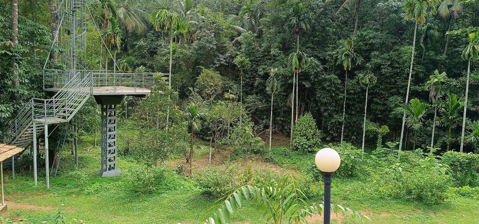 Thenmala Ecoresort Punalūr 0*,  インド